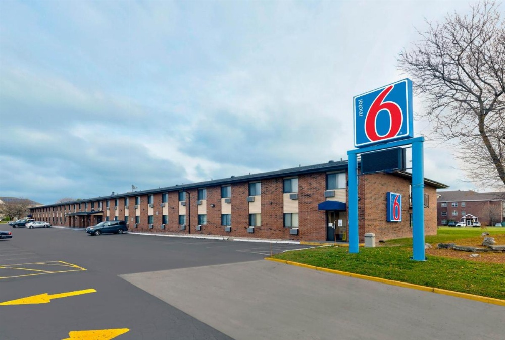 Motel 6-Oak Creek, WI Image 6